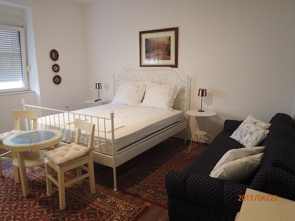 Apartments & Rooms Little Rock Мостар Экстерьер фото