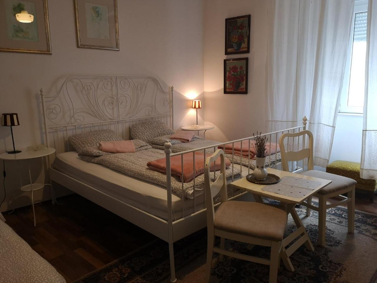 Apartments & Rooms Little Rock Мостар Экстерьер фото